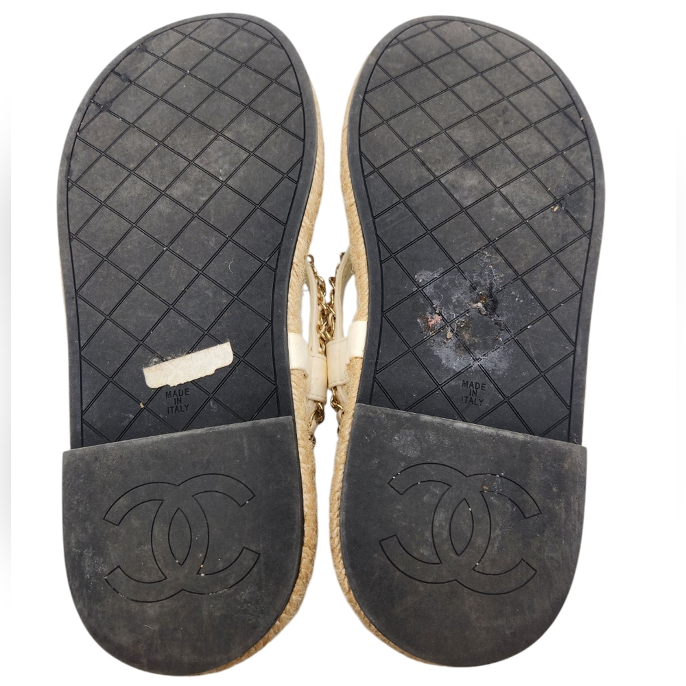 Chanel Interlocking Espadrilles - Picture 9 of 9